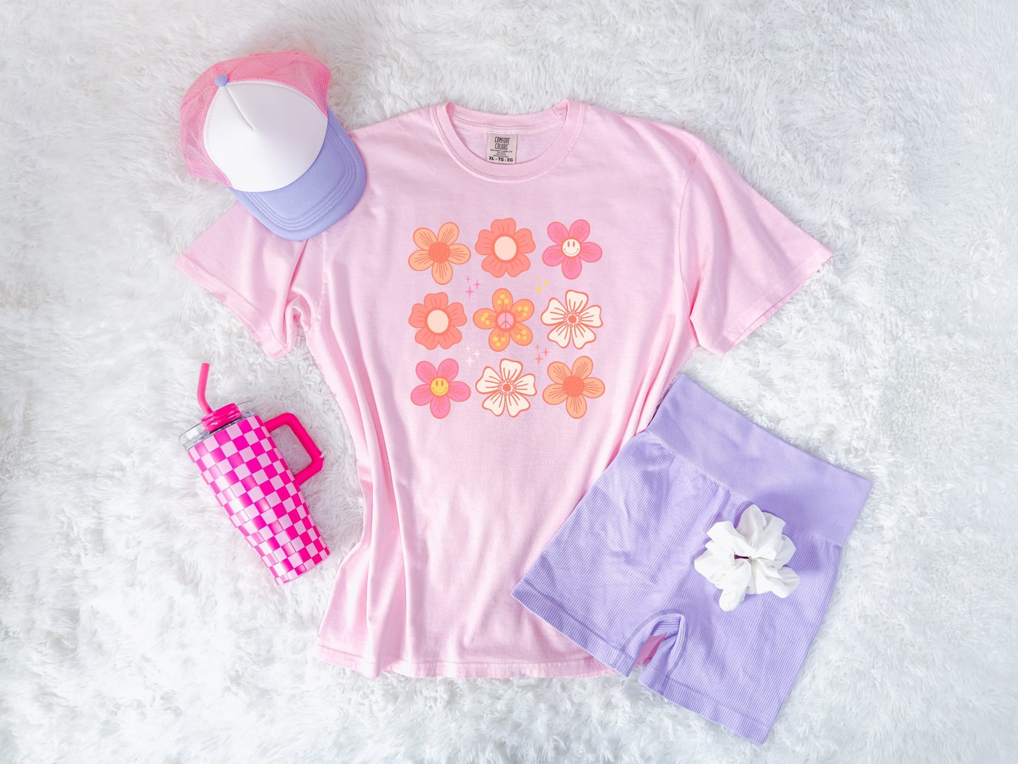 Pink Daisey & Smiley Blossom Tee