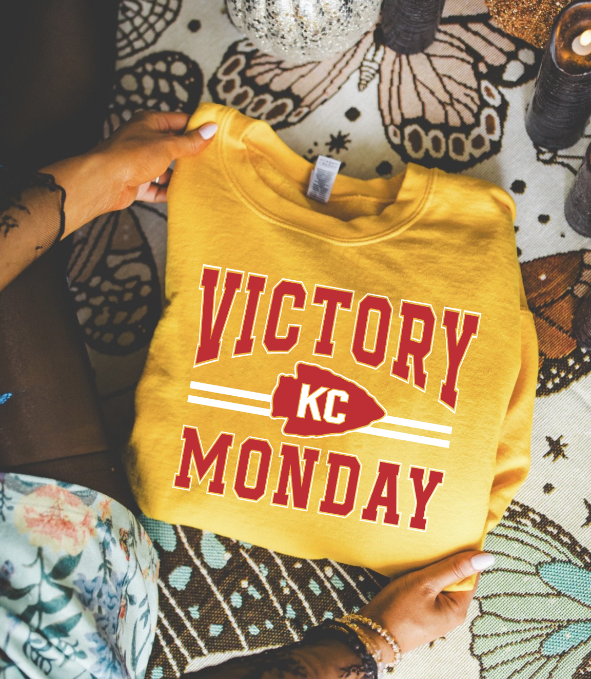 Red & White Striped Victory Monday Gold Option