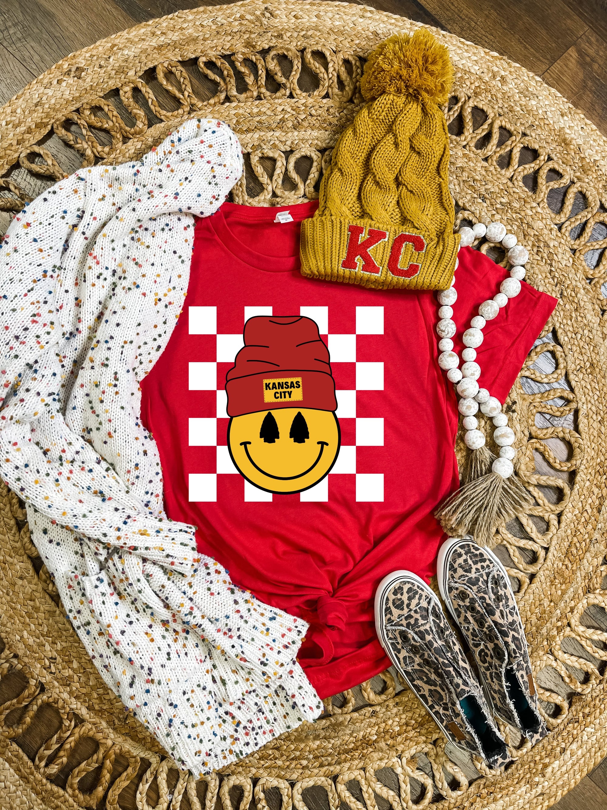 **HALFTIME DEAL** White Checkered KC Stocking Hat Smiley Red Tee