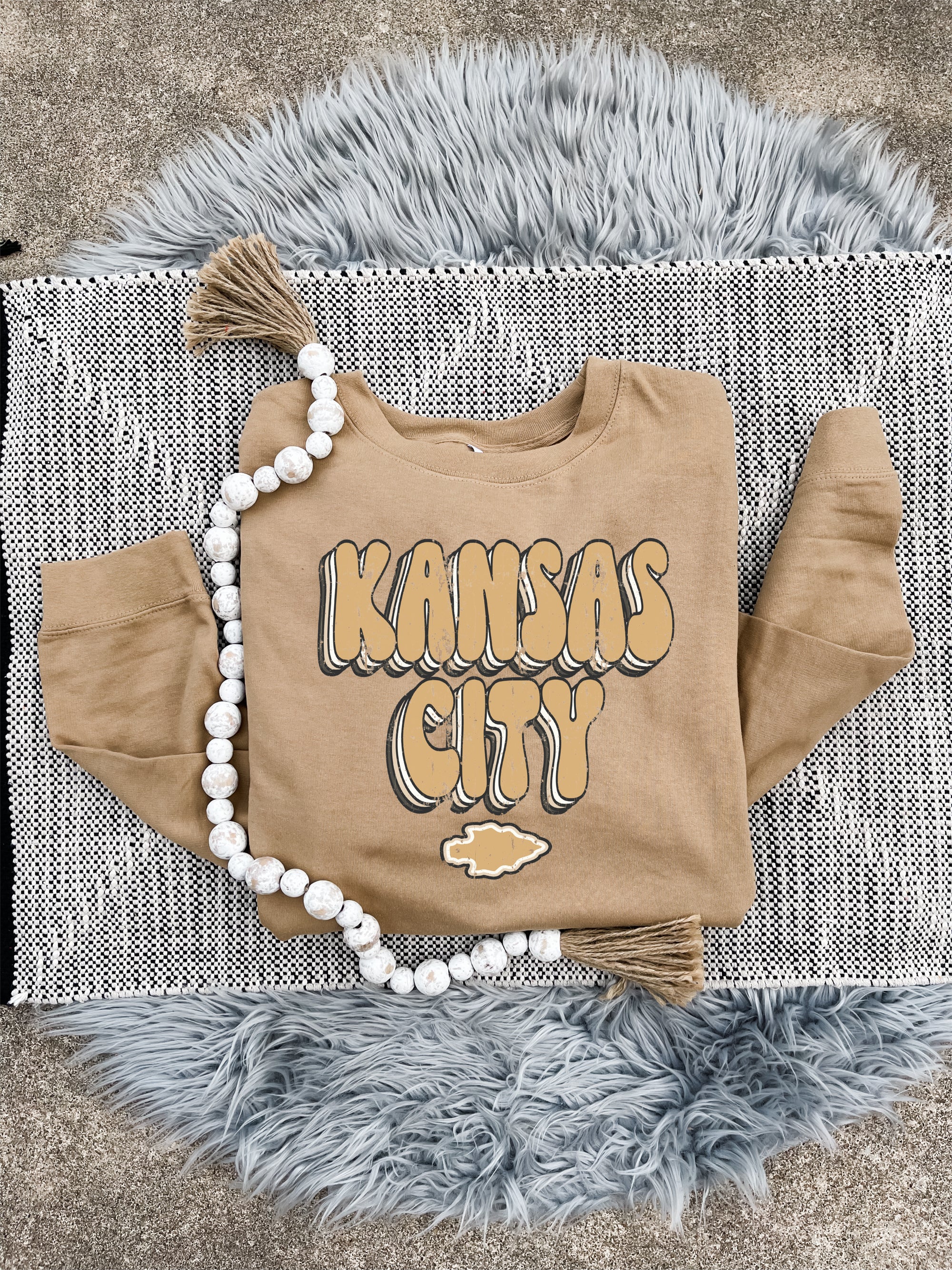 Neutral Retro Kansas City Arrowhead Sandstone Crewneck Sweatshirt