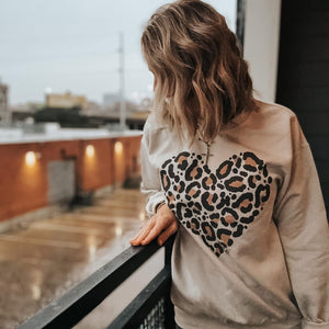 **PREORDER* Leopard Heart Sand Sweatshirt