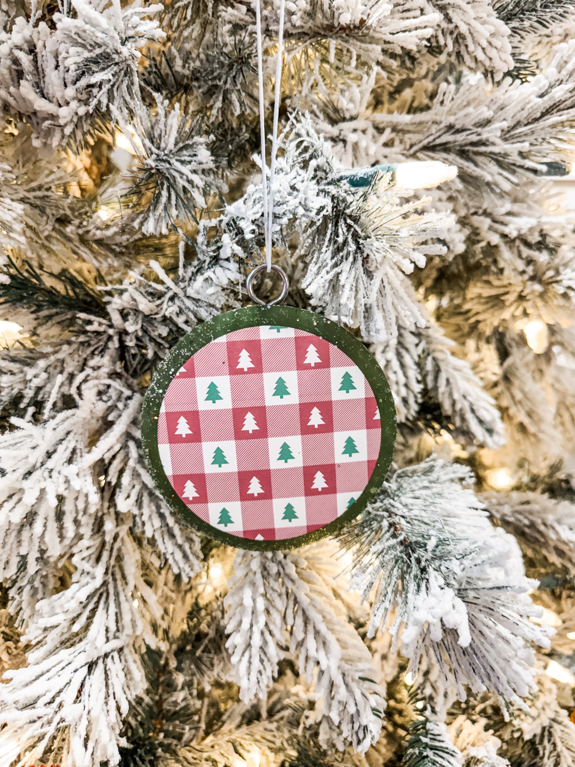 Checkered Christmas Tree Circle Car Freshie