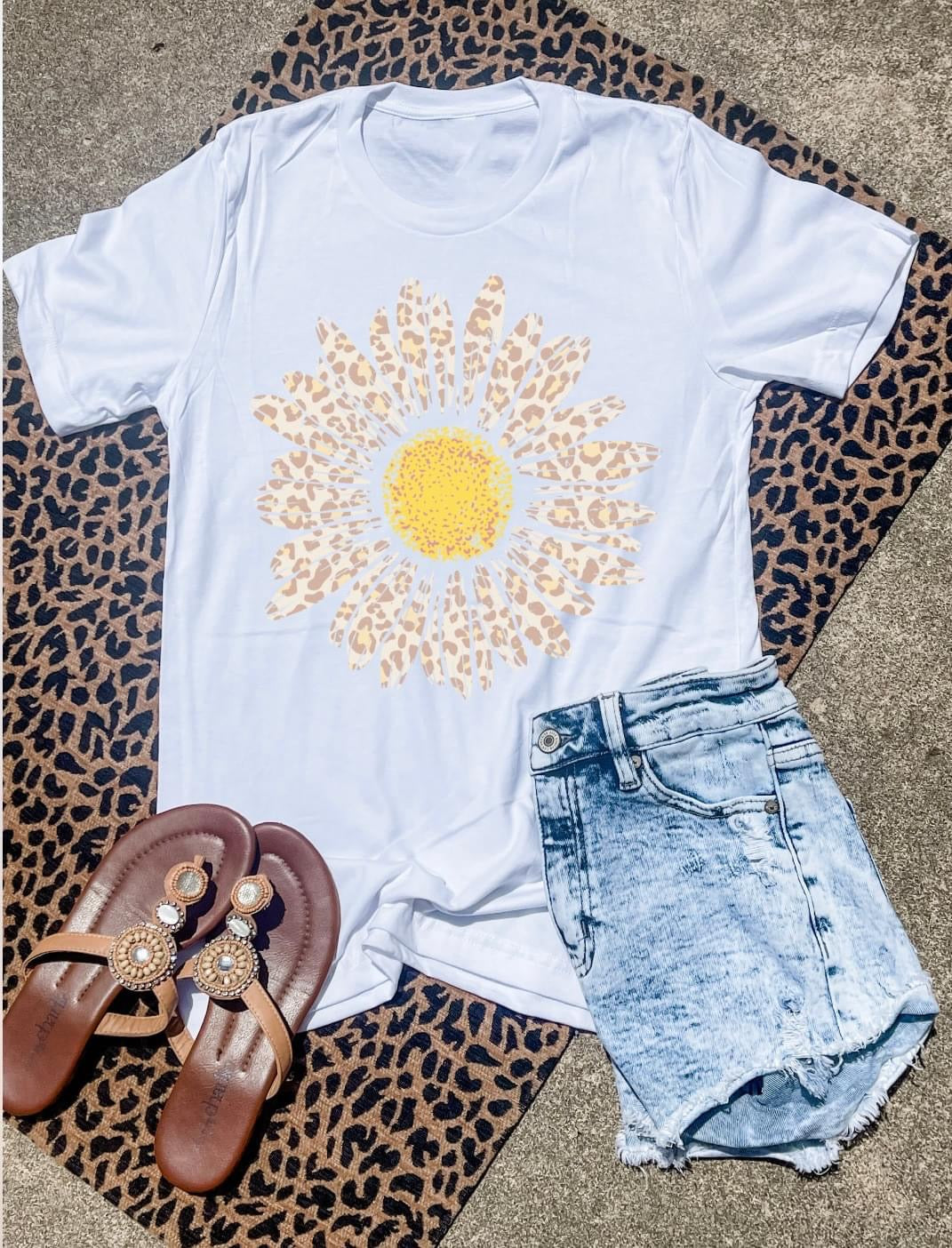 Leopard Daisy White Tee