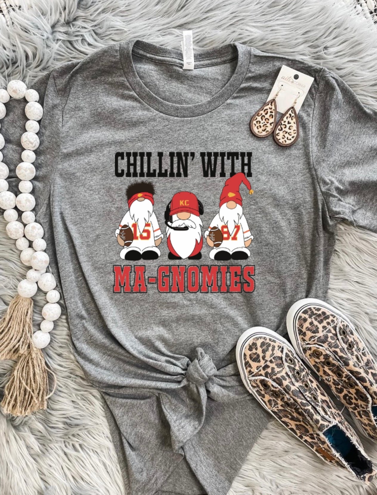 Chillin With Ma-Gnomies Christmas Charcoal Tee