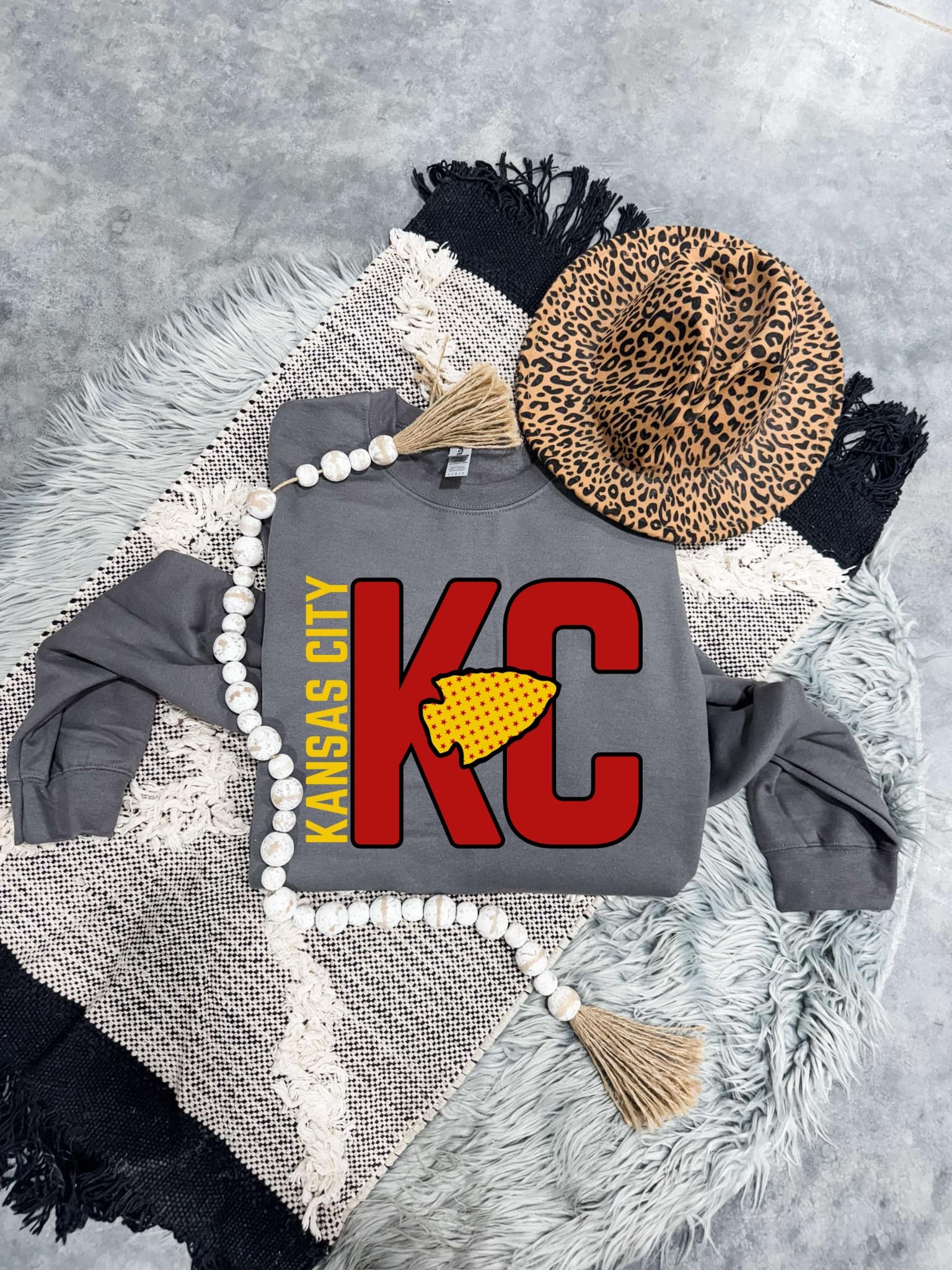 **HALFTIME DEAL** Vertical Gold Kansas City KC Arrowhead Charcoal Sweatshirt