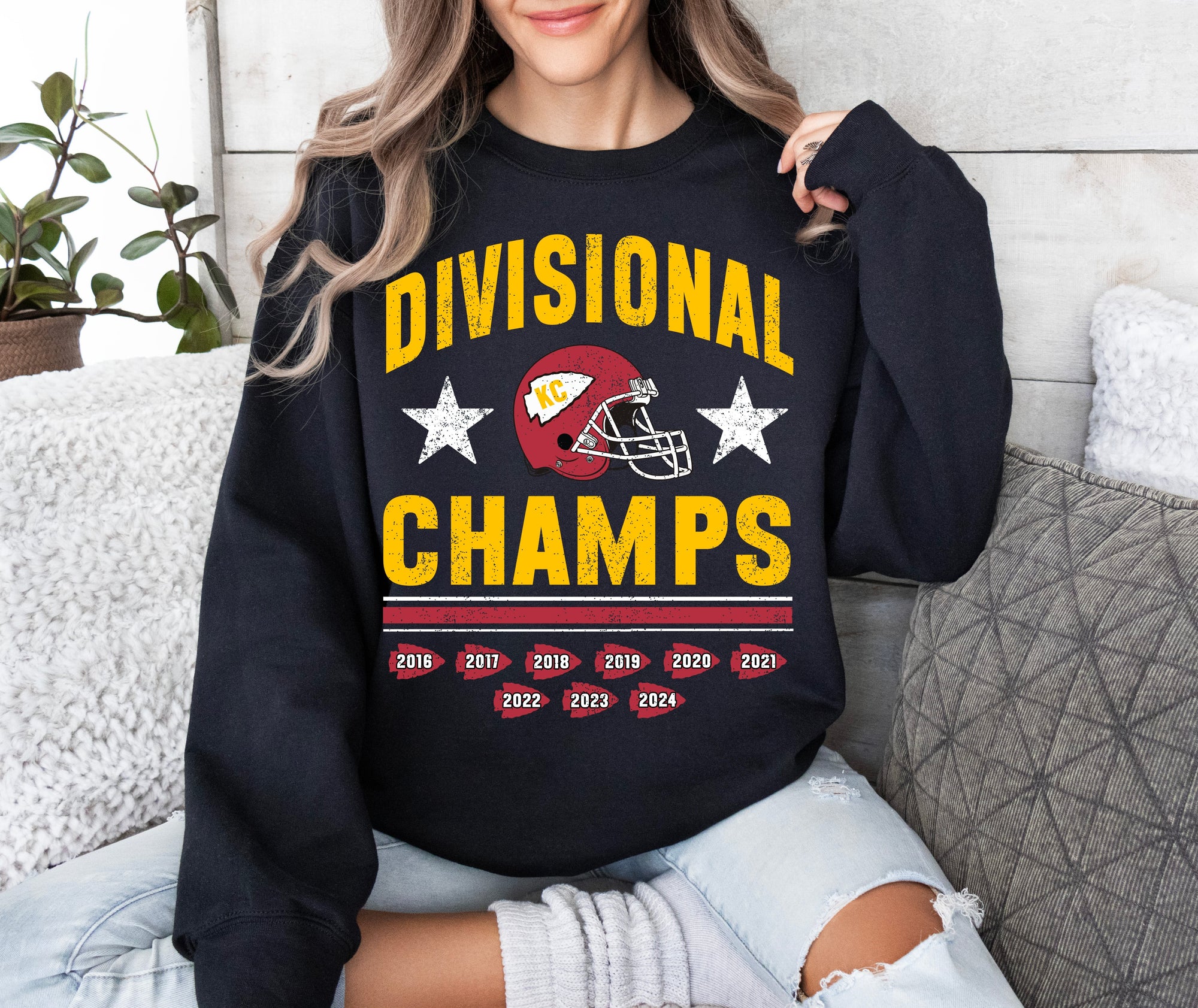 Distressed Divisional Champs Arrowhead Dates Black Option