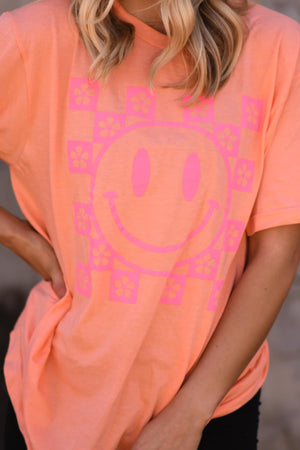 Checkered Daisy Smiley Heather Cantelope Tee