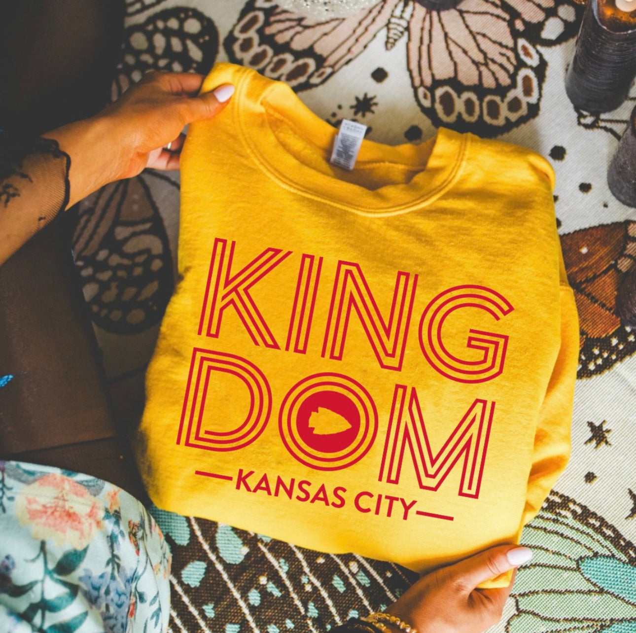 **HALFTIME DEAL** Kingdom Retro Arrowhead Kansas City Gold Sweatshirt