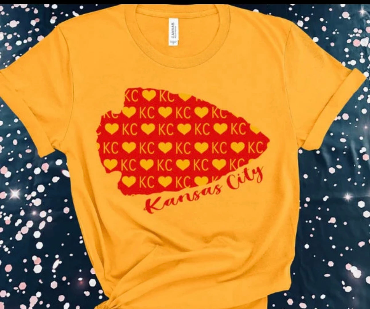 Multi KC Outline Heart Arrowhead Gold Tee