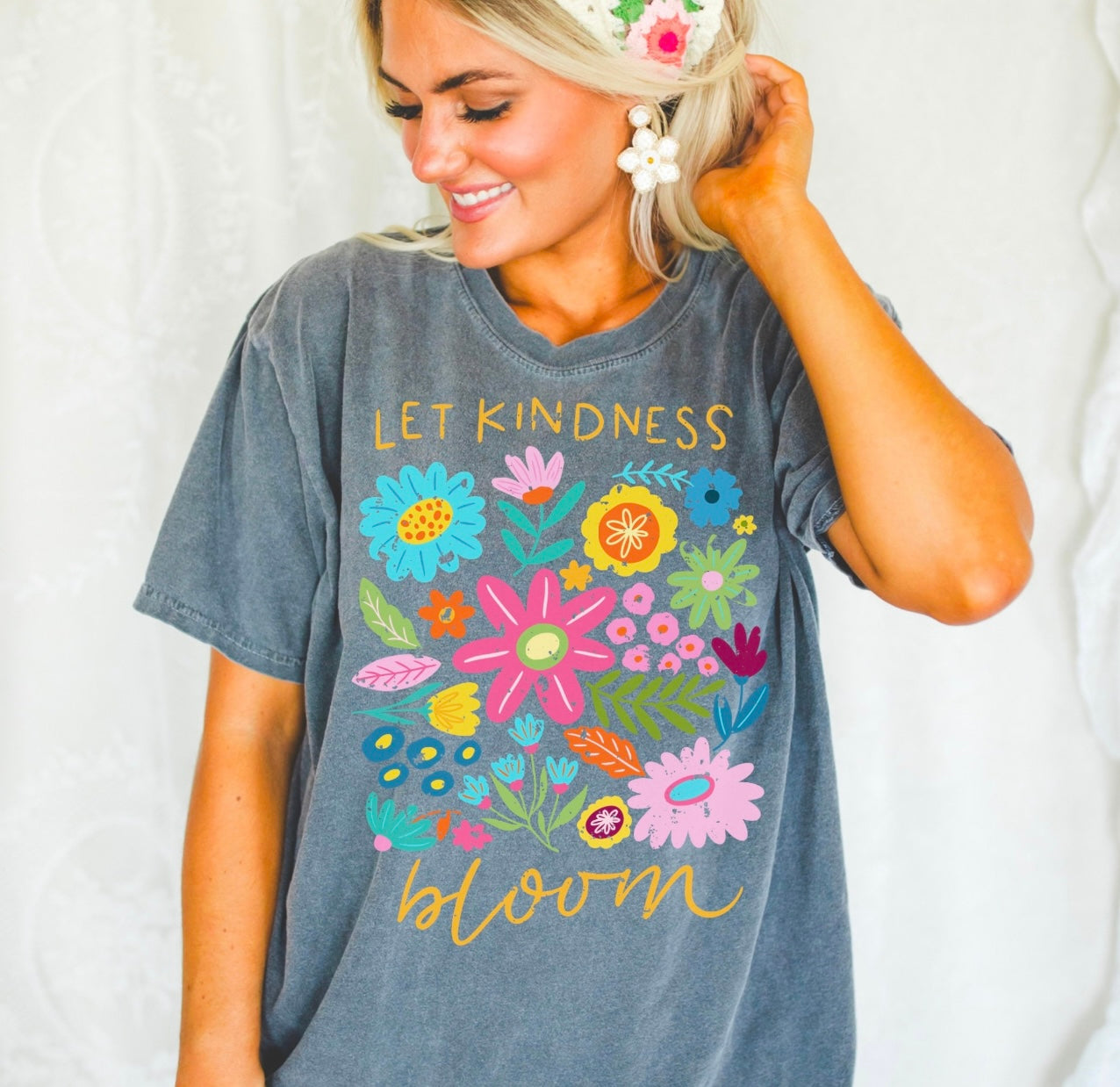 Let Kindness Bloom Pepper Tee