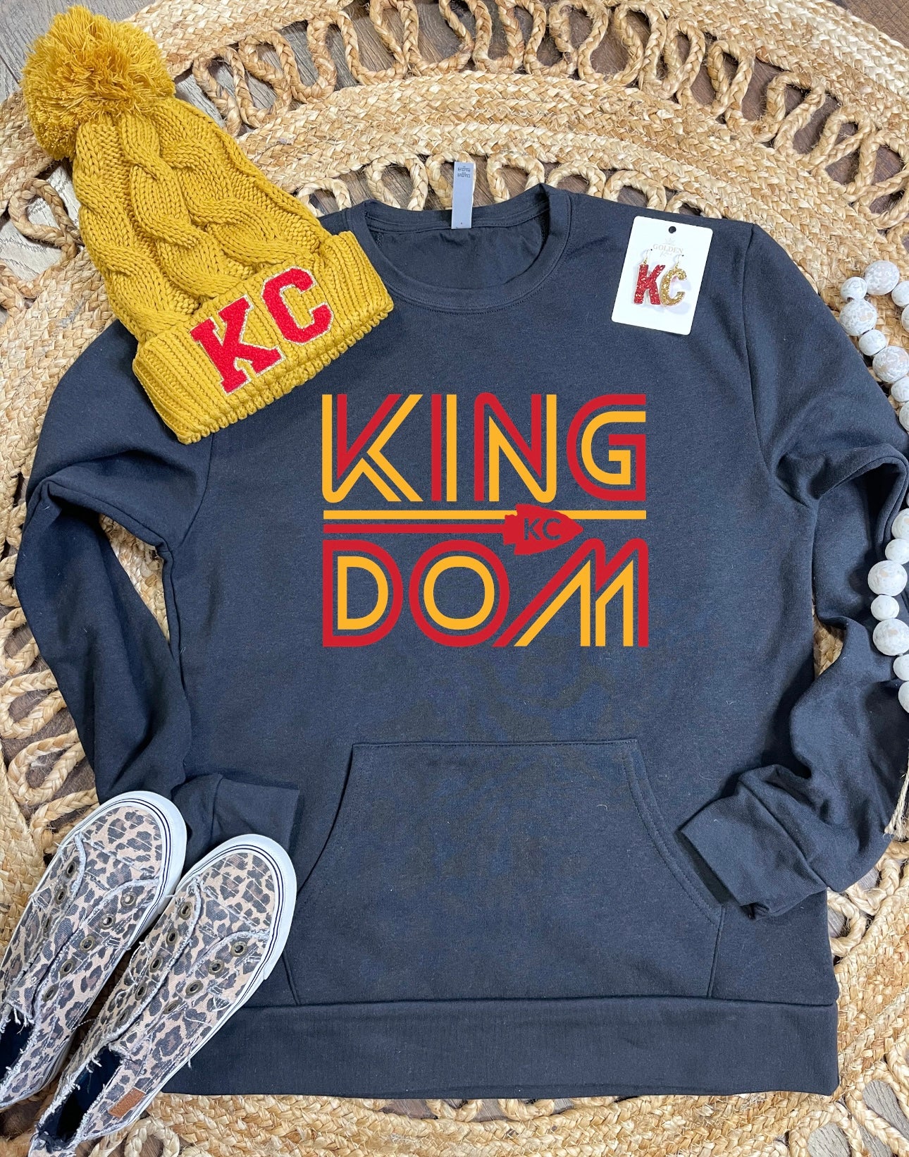 Red & Gold Retro Kingdom Black Pocket Sweatshirt