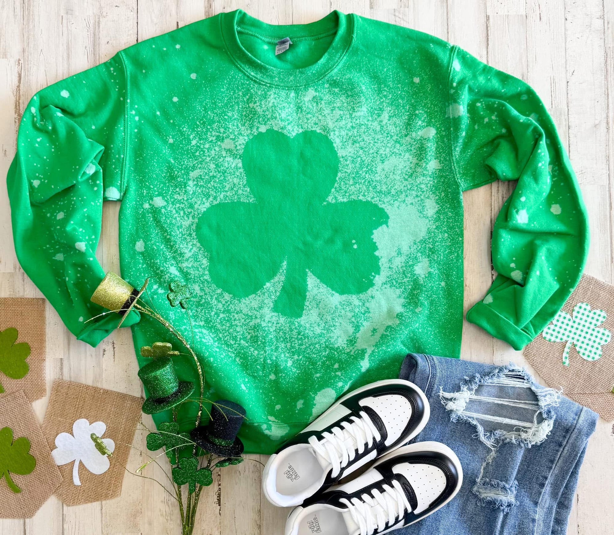 **PREORDER** Bleached Shamrock Green Sweatshirt