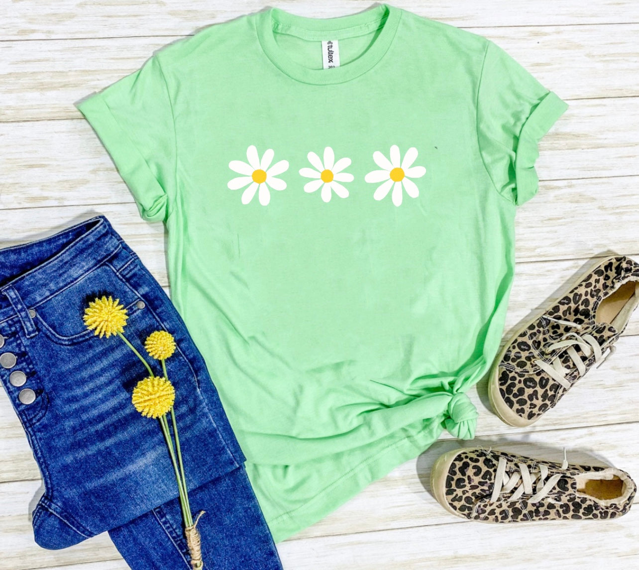 Triple Daisy Mint Tee