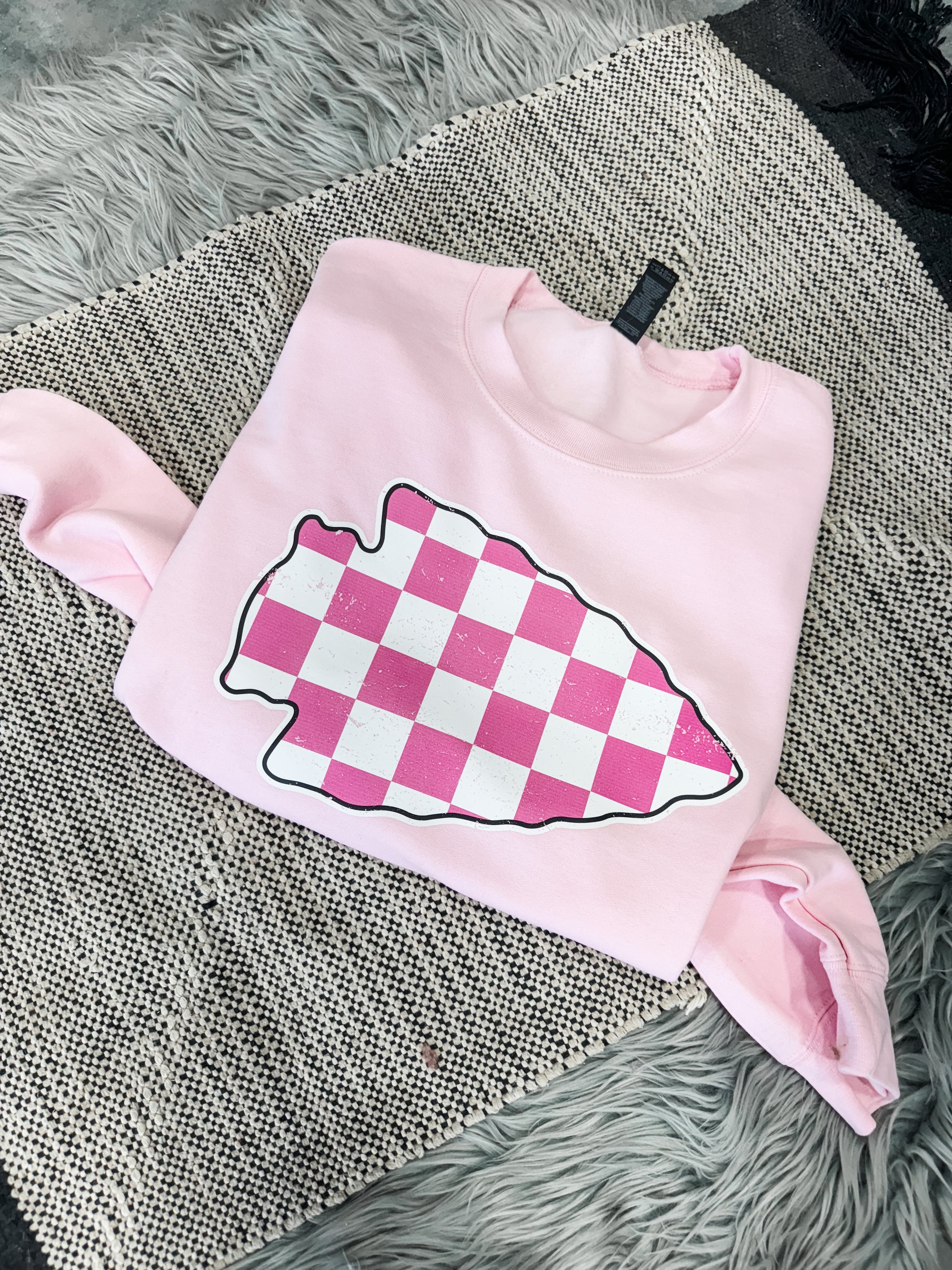 **DEAL OF THE DAY** Pink Checkered Arrowhead Pink Sweatshirt